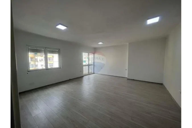 jepet me qera , 91 m² 100.000 € (Zyre me qira, Sheshi Willson)