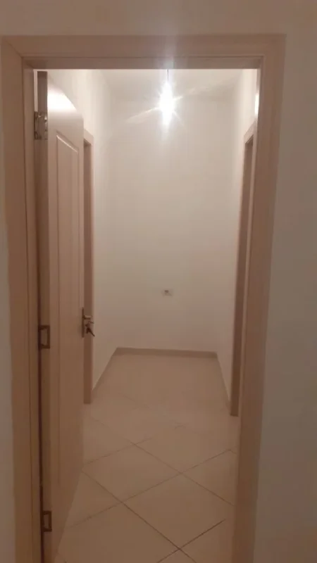 Tirane, shitet apartament 2+1+Ballkon (ne Astir), shitet edhe me KREDI