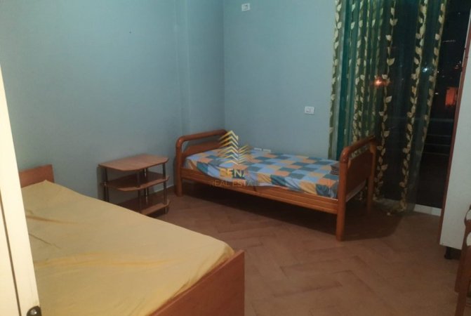 Tirane, jepet me qera Vile 2+1 Kati 2, 95 m² 360 € (Kodra Priftit)