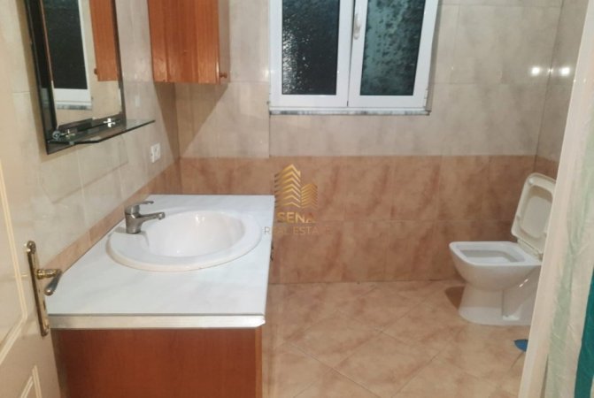 Tirane, jepet me qera Vile 2+1 Kati 2, 95 m² 360 € (Kodra Priftit)
