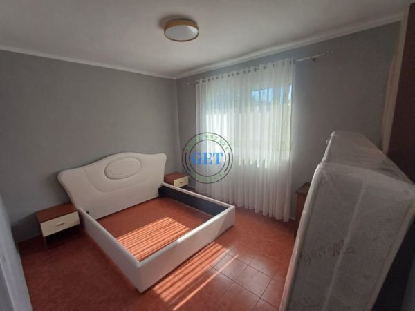 Durres, jepet me qera apartament 1+1+Ballkon Kati 4, 55 m² 300 € (Zjarrfiksja)