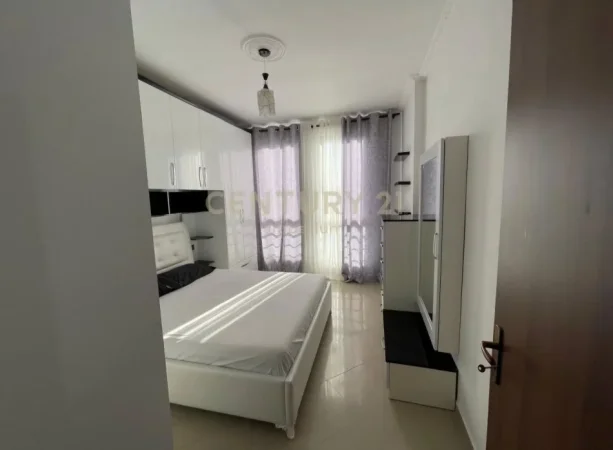 Tirane, shitet apartament 1+1+Ballkon Kati 7, 65 m² 90.000 € (Astiri)