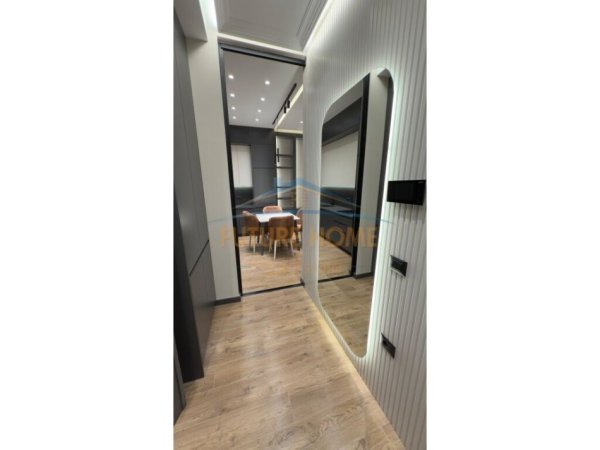 Tirane, jepet me qera apartament 1+1 Kati 6, 76 m² 900 € (Kompleksi Deliorgji)