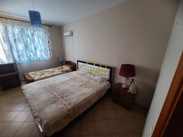 Tirane, jepet me qera apartament 1+1 Kati 7, 70 m² 400 € (KINOSTUDIO)