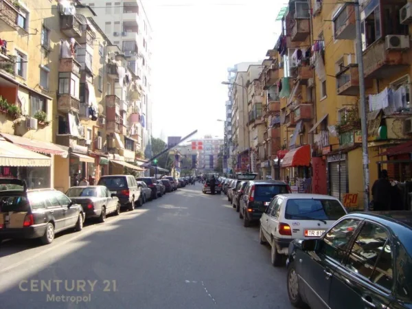 Tirane, shes ambjent biznesi , 68 m² 420.000 € (Ish Blloku)