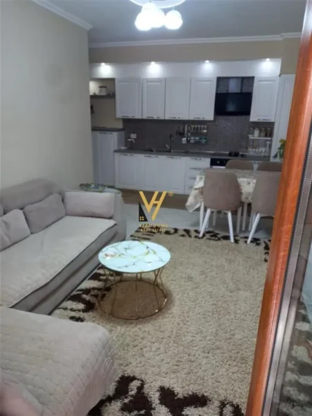 Tirane, shitet apartament 2+1+Ballkon Kati 3, 87 m² 124.000 € (FRESK)