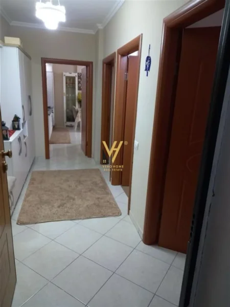 Tirane, shitet apartament 2+1+Ballkon Kati 3, 87 m² 124.000 € (FRESK)