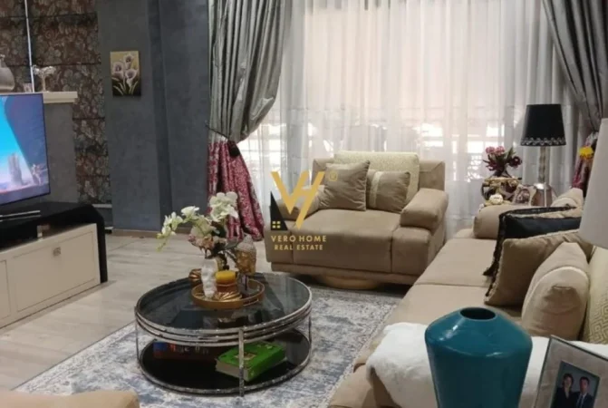 Tirane, shitet apartament 2+1+Ballkon Kati 6, 140 m² 286.000 € (ISH PARKU I AUTOBUSAVE)
