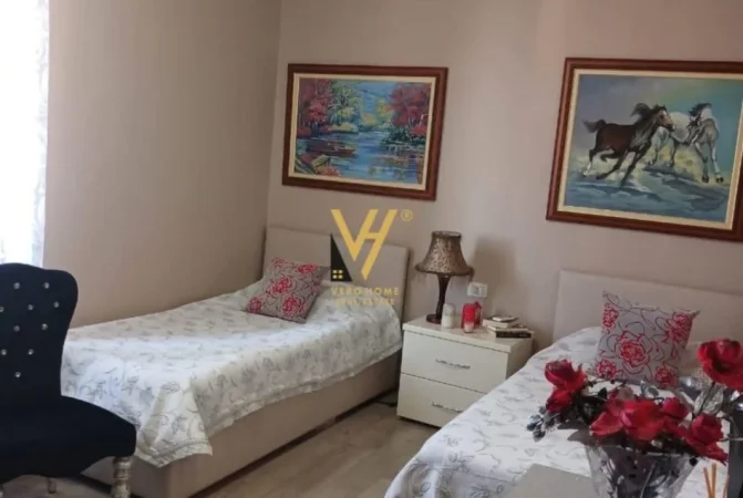 Tirane, shitet apartament 2+1+Ballkon Kati 6, 140 m² 286.000 € (ISH PARKU I AUTOBUSAVE)