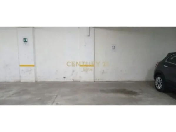 Tirane, shitet garazh, Kati -1, 20 m² 31.500 € (Sulejman Delvina)