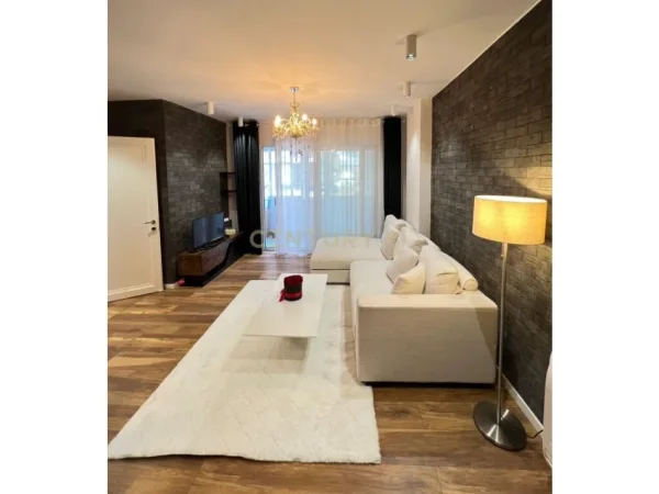 Tirane, shes apartament 1+1 , 66 m² 250.000 € (Liqeni i Tiranës)