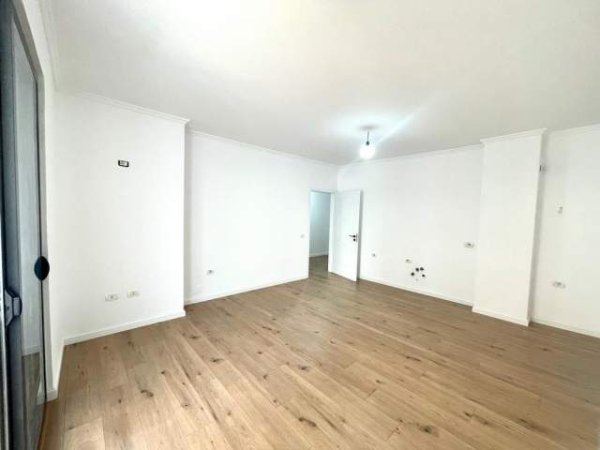 Tirane, shitet apartament 1+1+BLK Kati 3, 78 m² 106.000 Euro (rruga Ndre Mjeda)