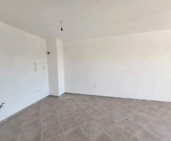 Tirane, jepet me qera apartament 1+1+BLK Kati 2, 70 m² 350 Euro (Astir)