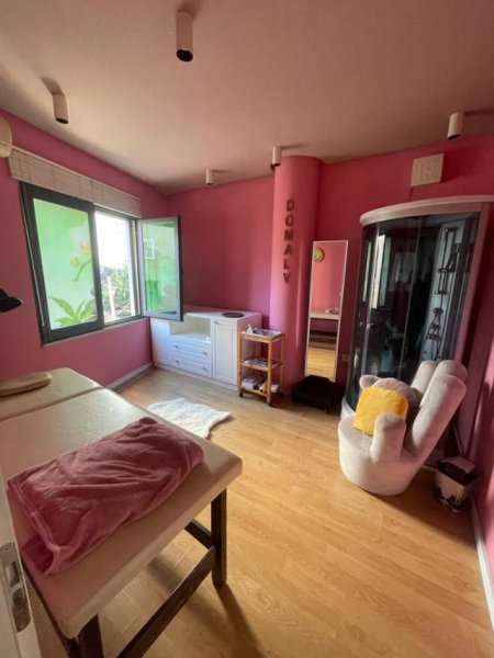 Tirane, shitet apartament 3+1+2+BLK Kati 3, 1.235 m² 250.000 Euro (Qemal Stafa)