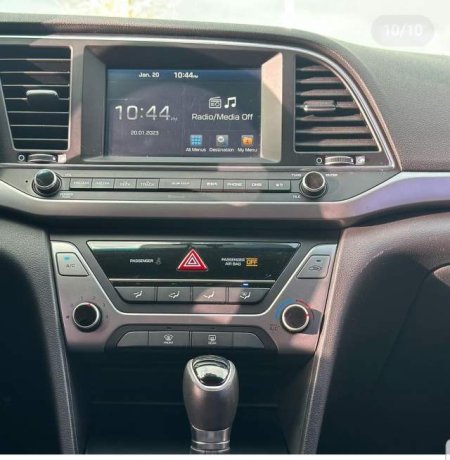 Tirane, shitet makine Hyundai Avante Viti 2017, 11.000 Euro