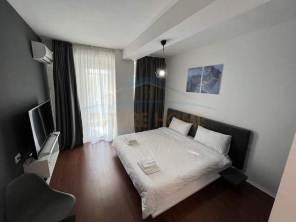 Korce, jepet me qera apartament 1+1 Kati 4, 40 m² 250 Euro (Terminali i Autobuzave)