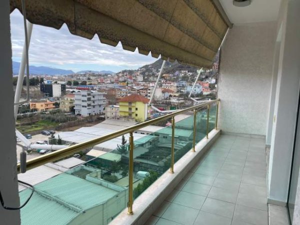Tirane, jepet me qera apartament 2+1+BLK Kati 7, 103 m² 300 Euro (Besim Alla)