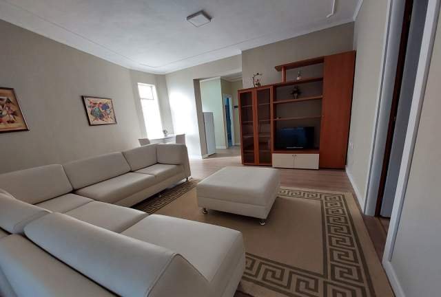 Tirane, jepet me qera apartament 1+1+BLK Kati 6, 75 m² 600 Euro (bulevardi zogu 1)