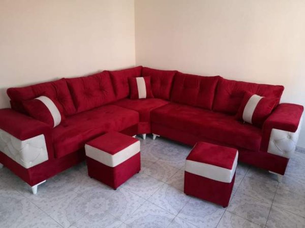 Tirane, jepet me qera apartament 1+1 Kati 3, 60 m² 35.000 Leke (rruga Bardhyl)