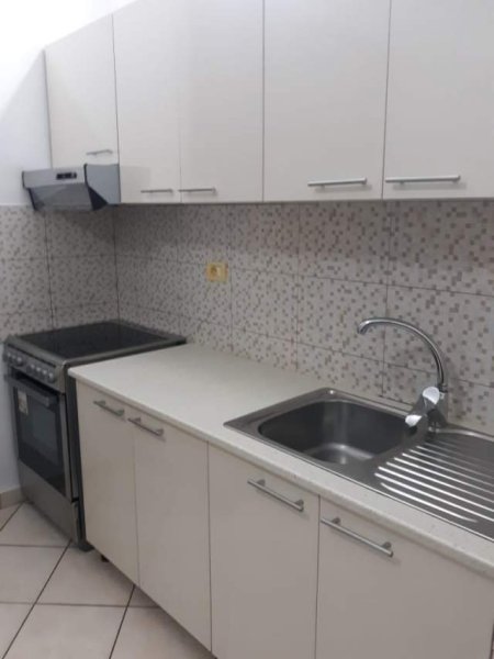Tirane, jepet me qera apartament 1+1+BLK Kati 2, 50 m² 30.000 Leke (Andon Frasheri)
