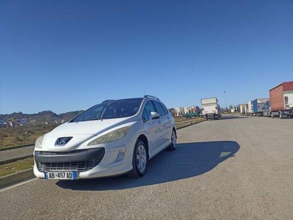 Tirane, shes makine Peugeot 308 sw Viti 2009, 3.000 Euro