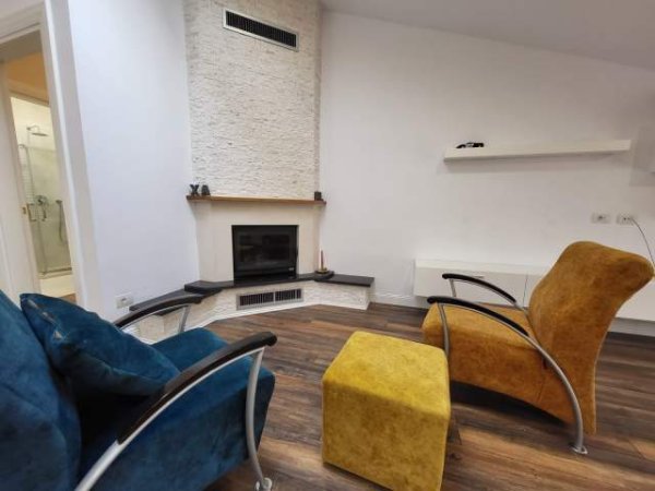 Tirane, jepet me qera Penthouse 3+1+A+BLK 140 m² 1.500 Euro (Secret Garden)