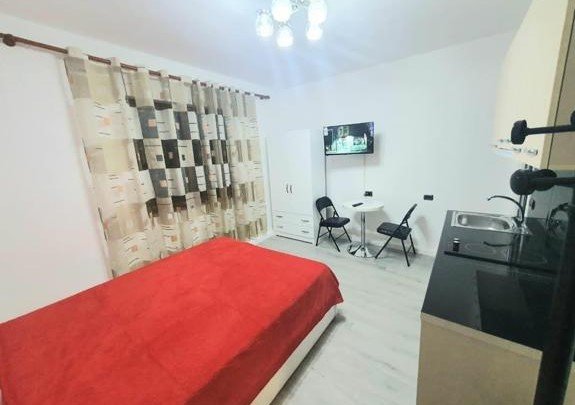 Tirane, jepet me qera garsonier 1+1 Kati 3, 45 m² 230 Euro (Ish Profarma)