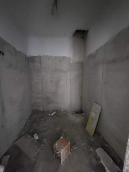 Tirane, shes apartament 2+1+BLK Kati 4, 95 m² 90.000 Euro (Rruga Ali Baushi)
