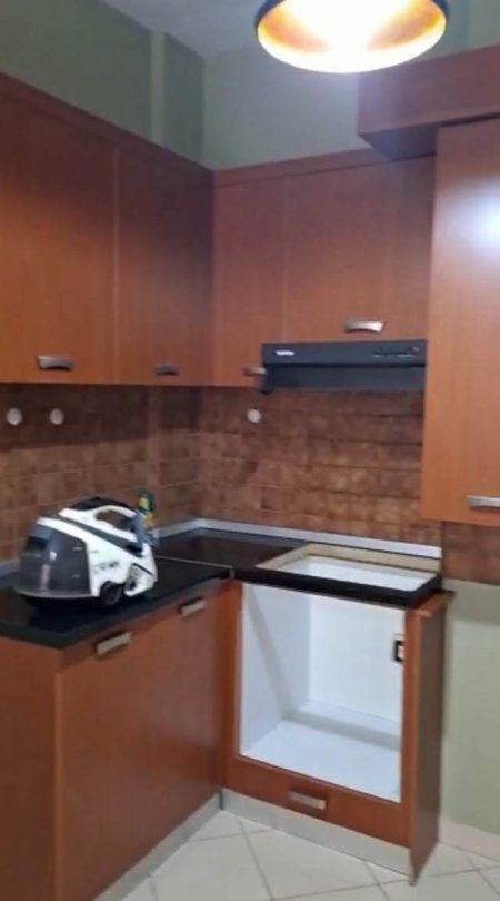 Tirane, jepet me qera apartament 1+1+BLK Kati 2, 70 m² 350 Euro (Kompleksi Prestige)