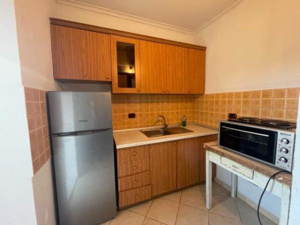 Tirane, jepet me qera apartament 1+1+A+BLK Kati 5, 56 m² 30.000 Leke (Irfan Tomini)