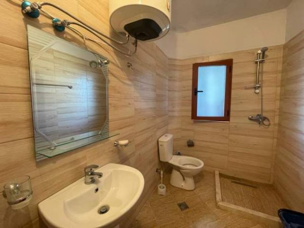 Tirane, jepet me qera apartament 1+1+A+BLK Kati 5, 56 m² 30.000 Leke (Irfan Tomini)