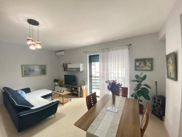 ofert apartament 2+1+BLK Kati 2, 115 m² 750 Euro (rruga barrikadave)