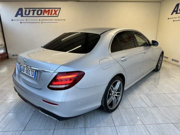 Tirane, shes makine Mercedes-Benz E-220 Viti 2017, 33.900 Euro