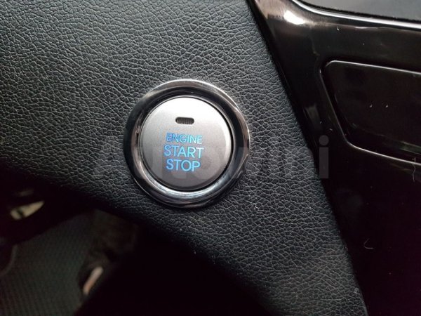 Tirane, shes makine Hyundai Sonata Hibride (benzine+elektrike) , automatik Kondicioner 71.000 km 9.000 €