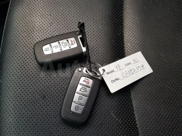 Tirane, shes makine Hyundai Sonata Hibride (benzine+elektrike) , automatik Kondicioner 71.000 km 9.000 €