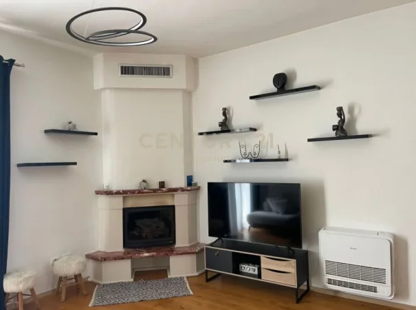 Tirane, shitet apartament 2+1+Ballkon Kati 2, 96 m² 255.000 € (Qendra Tregtare TEG)