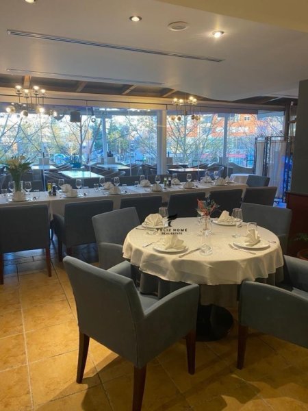 Tirane, jepet me qera ambjent biznesi Kati 0, 500 m² 5.000 € (BRRYL)