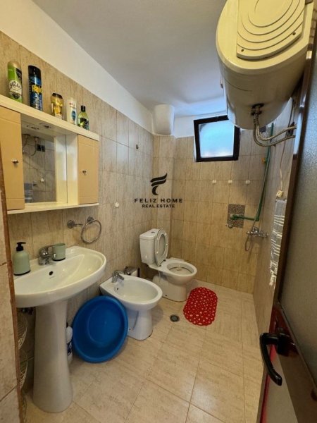 Tirane, jepet me qera apartament 1+1+Ballkon Kati 2, 60 m² 500 € (MYSLYM SHYRI)