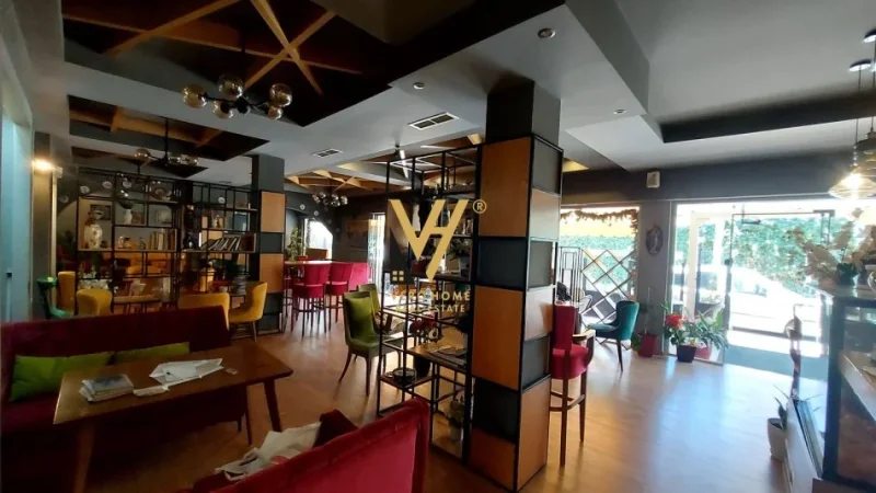 Tirane, jepet me qera dyqan Kati 0, 334 m² 2.000 € (SELITE)