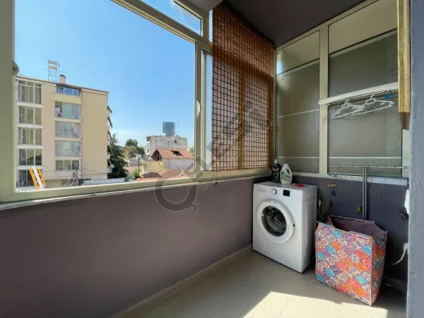 Tirane, jepet me qera apartament 2+1 Kati 3, 86 m² 550 € (JEPET APARTAMENT ME QERA - MBRAPA FAKULTETIT TE SHKENCAVE TE NATYRES TEK STACIONI I TRENIT.)