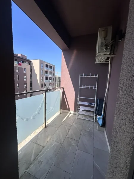 Tirane, shitet apartament 1+1+Ballkon Kati 5, 60 m² 89.000 € (SHITET APARTAMENT 1+1 TIRANA NEW ENTRY 1)