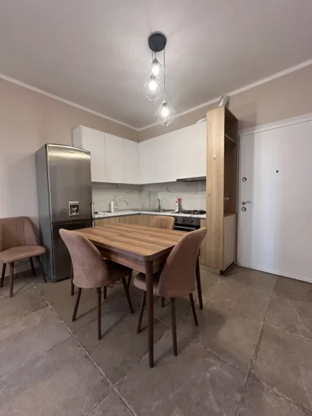 Tirane, shitet apartament 1+1+Ballkon Kati 5, 60 m² 89.000 € (SHITET APARTAMENT 1+1 TIRANA NEW ENTRY 1)