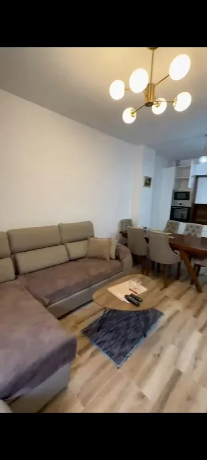 Lezhe Shengjin, jepet me qera apartament 1+1 Kati 1, 70 m² 1.200 € (Jepet me Qera Super Apartamemti 2+1 ne nje nder zonat me te mira Bregdetare Ne Shengjjn.)