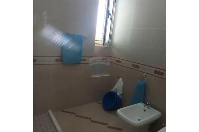 Vlore, shitet apartament+verande | Penthouse 2+1+Aneks+Ballkon , 185 m² 260.000 € (Lungomare)