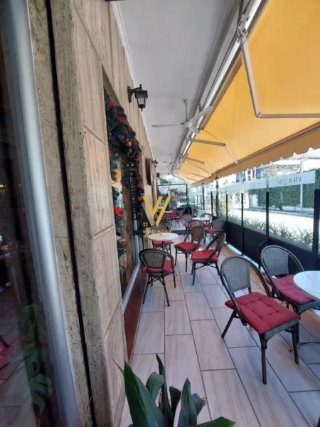 Tirane, jepet me qera dyqan Kati 0, 334 m² 2.000 € (SELITE)