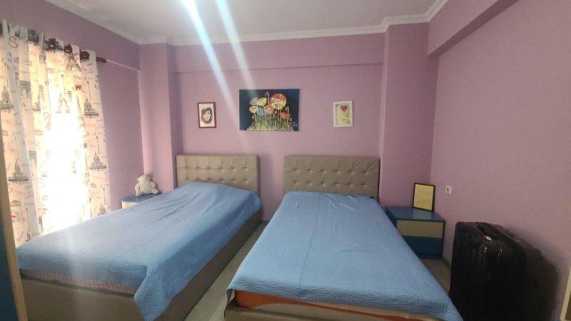 Tirane, jepet me qera apartament 2+1+Ballkon Kati 6, 100 m² 600 € 
