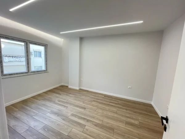 Tirane, shitet apartament 1+1 Kati 3, 64 m² 120.000 € (Kodra e Diellit)