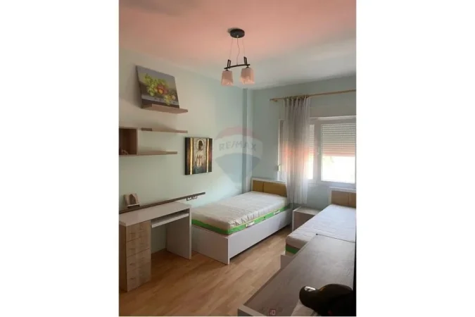 jepet me qera , 90 m² 500 € (APARTAMENT 2+1 PER QIRA NE SAUK)