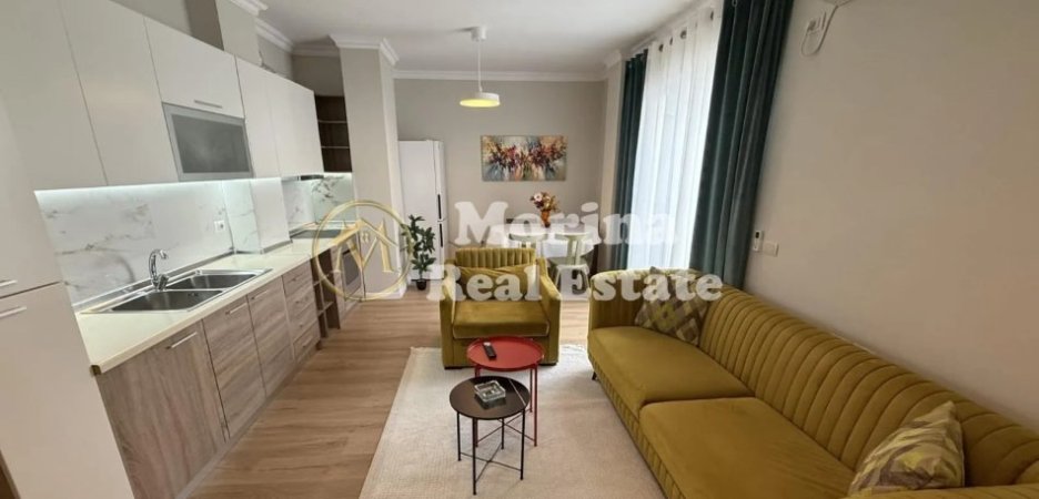 Tirane, jepet me qera apartament 1+1 Kati 7, 85 m² 400 € (Fresku)