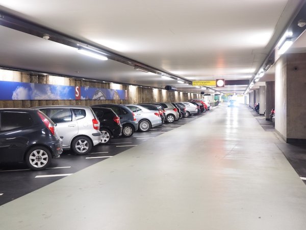 Tirane, shitet garazh Kati -2, 15 m² (Fusha e Aviacionit)